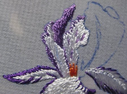 Мастер-класс по вышивке гладью ирис